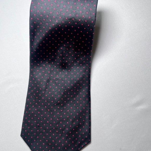 Sophisticated Black Tie with red Dots - Picture 1 of 5